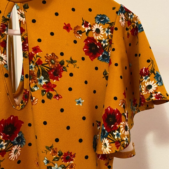 DRESSCODE L.A. Size M. Mustard Yellow Dress. - Picture 9 of 16